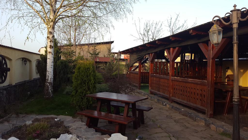 Pensiunea Ioana Gherla Exterior foto
