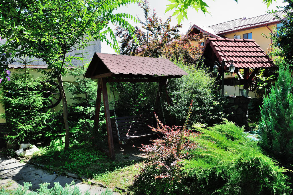 Pensiunea Ioana Gherla Exterior foto
